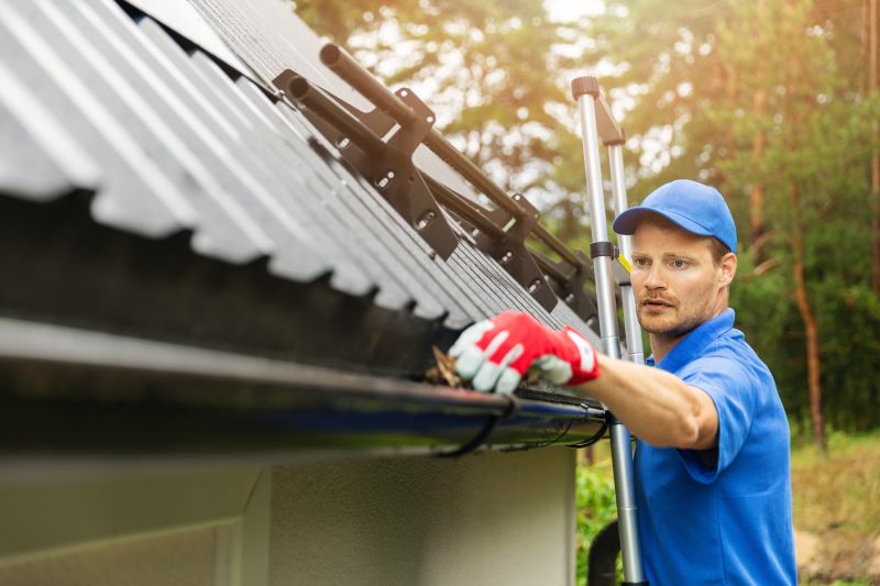 Gutter Leaf Removal Costs — Cost of Gutter Leaf Removal